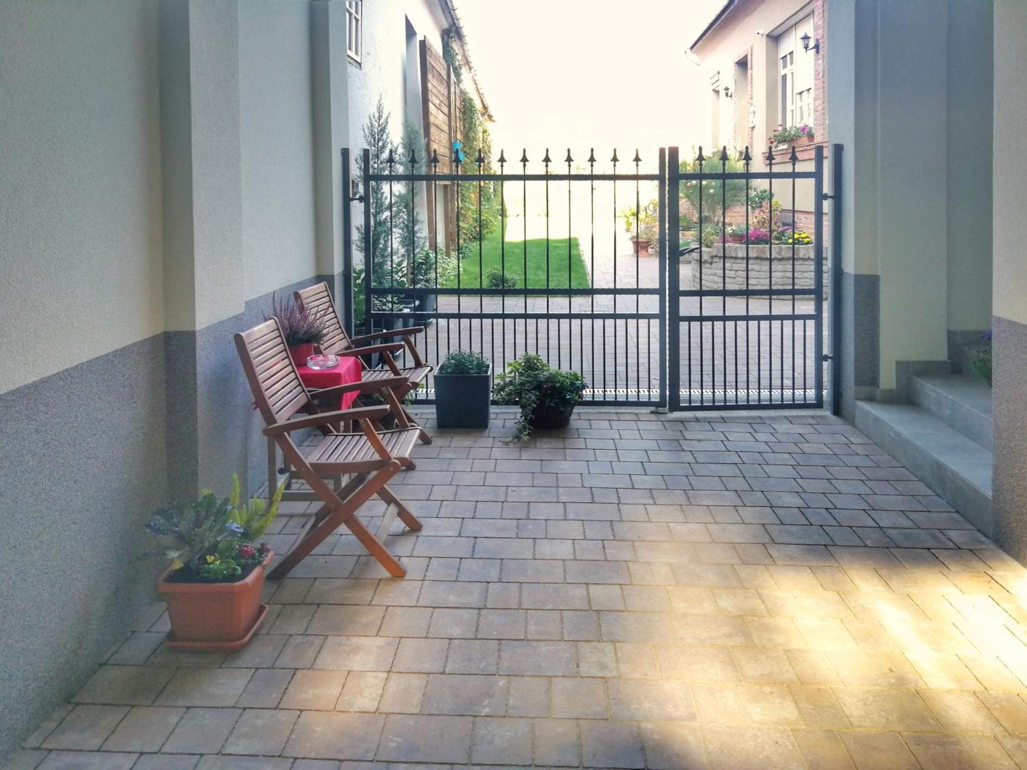 M37 Apartman Debrecen Esterno foto
