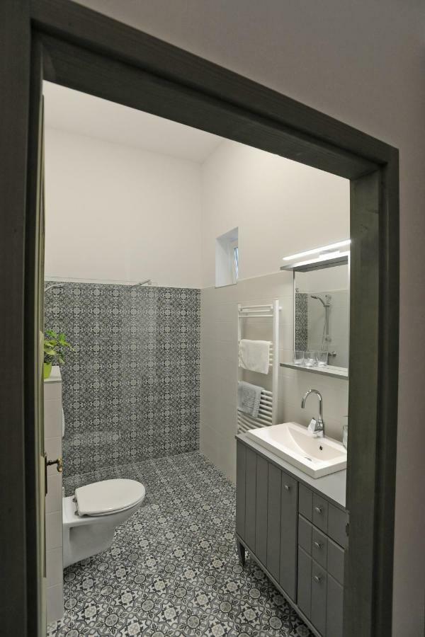 M37 Apartman Debrecen Esterno foto
