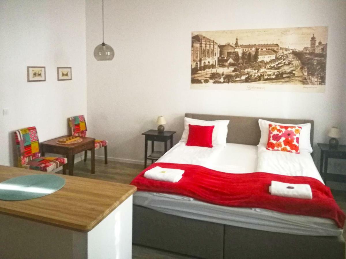 M37 Apartman Debrecen Esterno foto