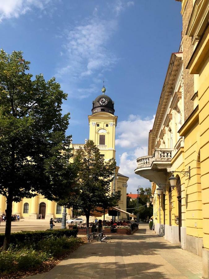 M37 Apartman Debrecen Esterno foto