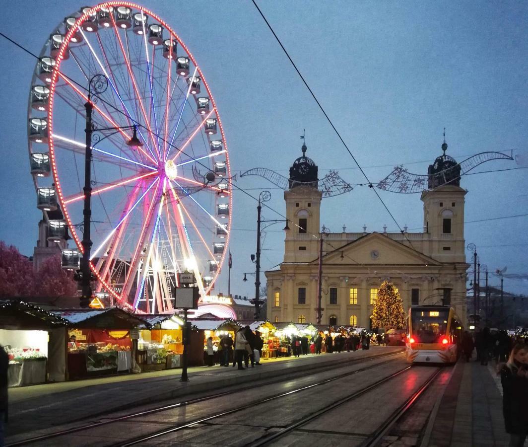 M37 Apartman Debrecen Esterno foto